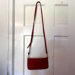 EUC Michael Kors Crossbody Purse